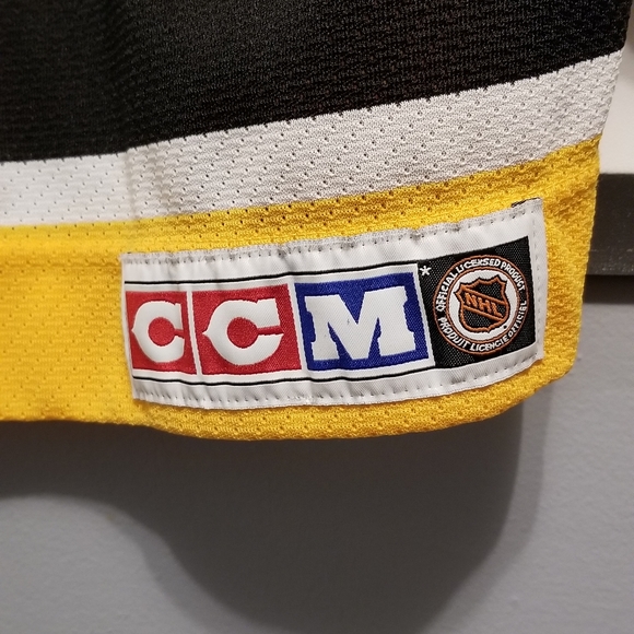 Vintage 1983 Rare CCM MA BELL  Bruins Jersey Mens Blacks Yellow Bear L - Picture 5 of 10